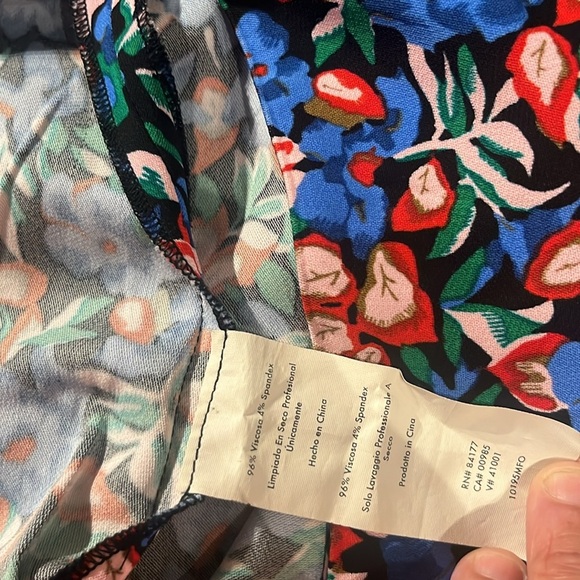 Diane Von Furstenberg Pencil Floral Skirt - Picture 6 of 7